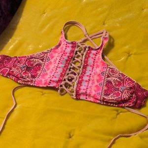 💚2/10$💚🏵️🏵️Cute hippie bathing suit top!!🏵️🏵️